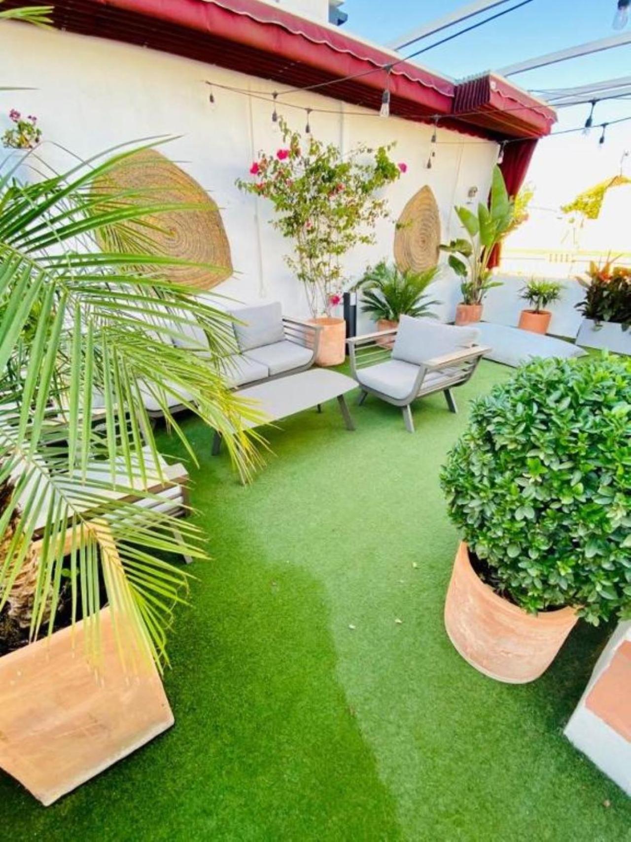 Atico Con Terraza Totalmente Privada En Pleno Centro Historico De *